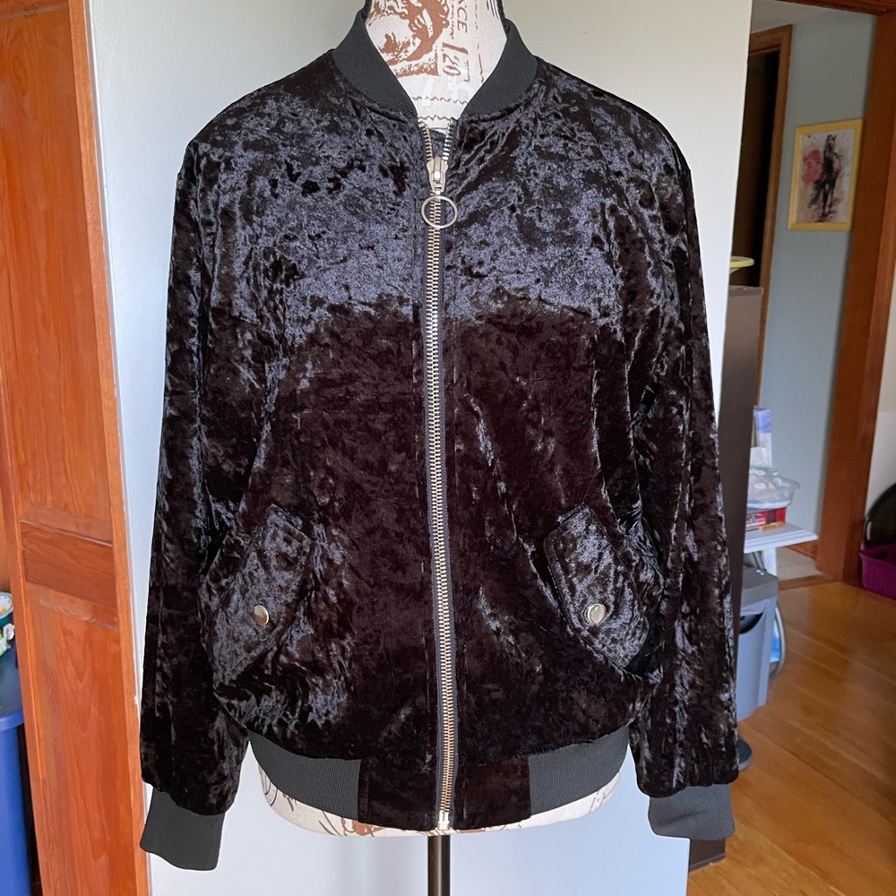 Forever 21 Crushed Velvet Jacket, Size M